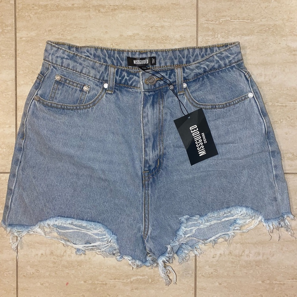 Missguided Light Blue Wash Denim Shorts